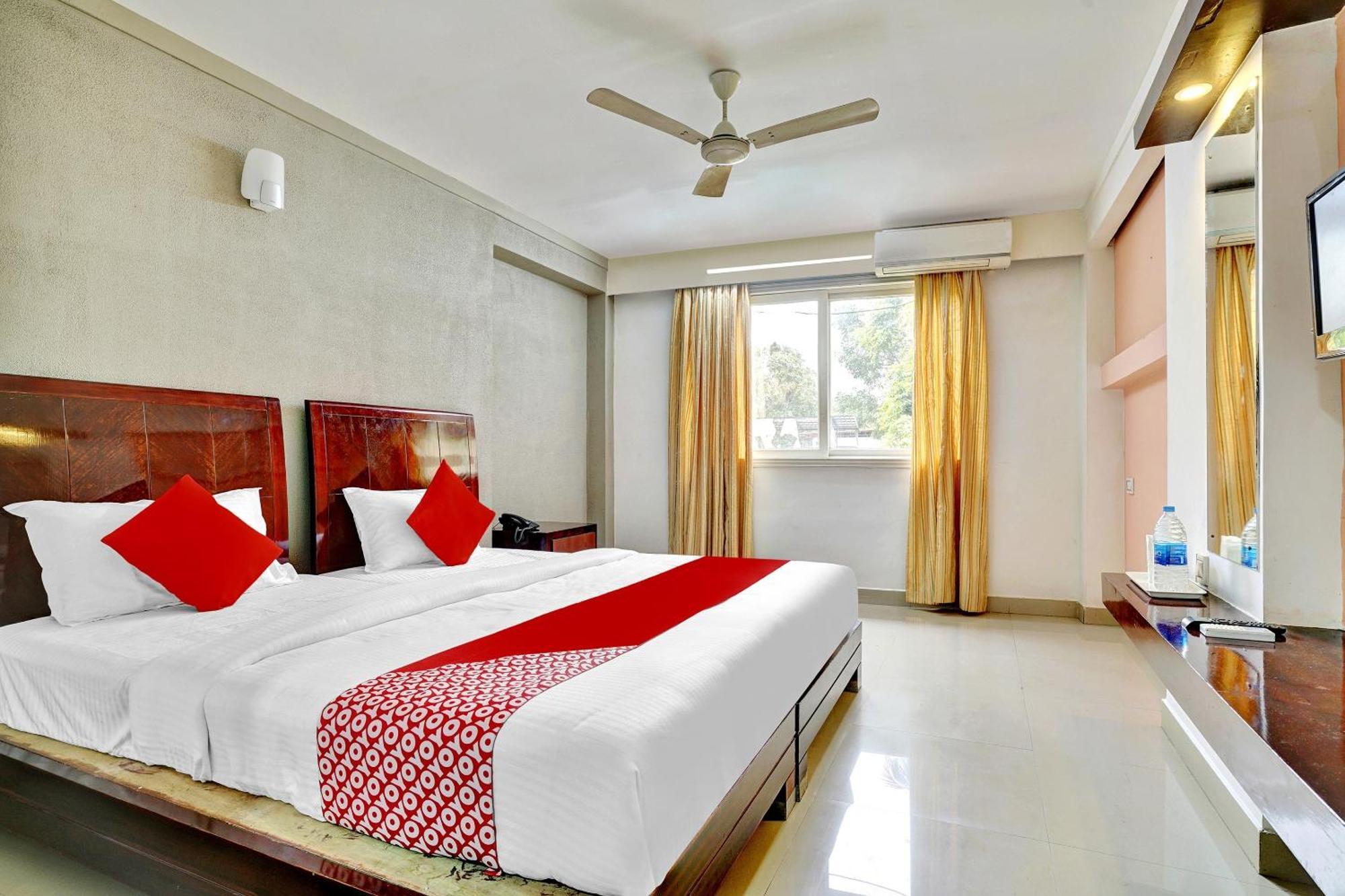 Hotel O Aec Residency Mararikulam Buitenkant foto