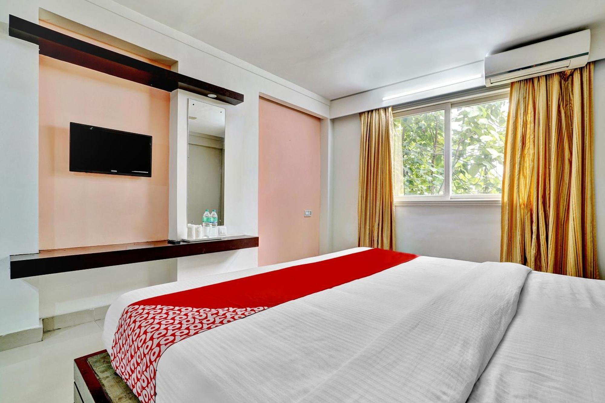 Hotel O Aec Residency Mararikulam Buitenkant foto